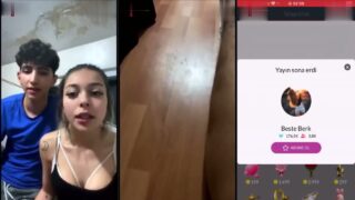 Ters kovboy yaparak sikişen çift